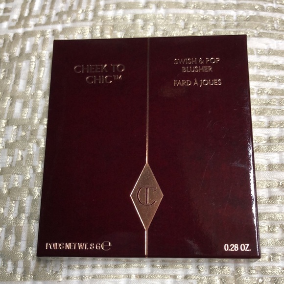 Charlotte Tilbury Chic To Chic Blush First Love - Picture 9 of 10